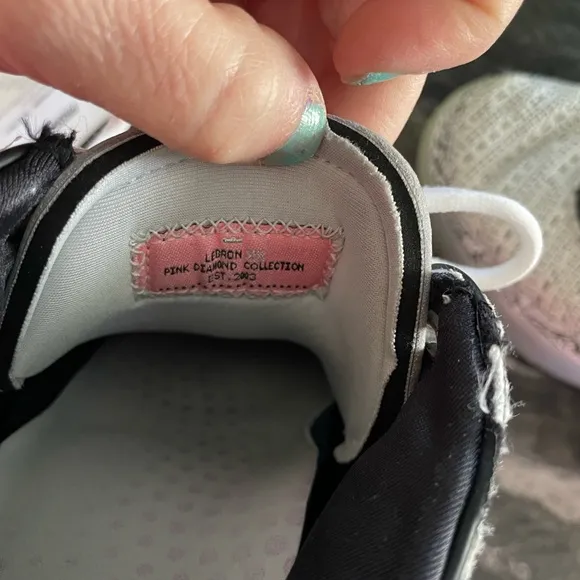 EUC LEBRON 20 'THE DEBUT' men’s shoes
