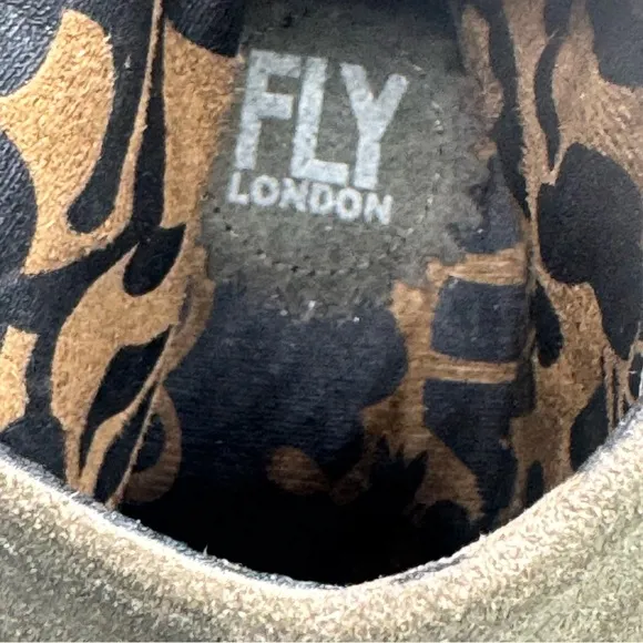 Fly London Yama Wedge Booties Women’s Size 38 Olive Green Suede