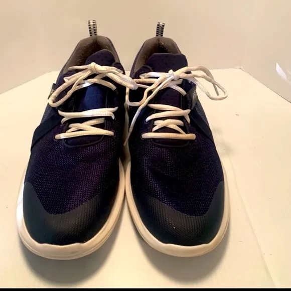 FootJoy Flex Men’s Golf Shoes Size 9.5 M