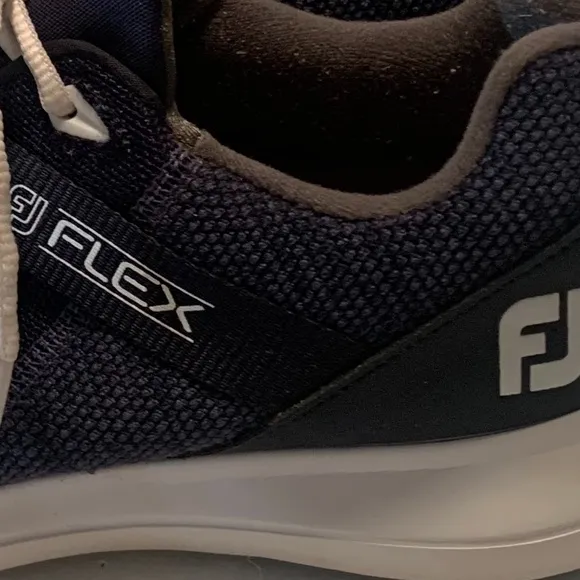 FootJoy Flex Men’s Golf Shoes Size 9.5 M