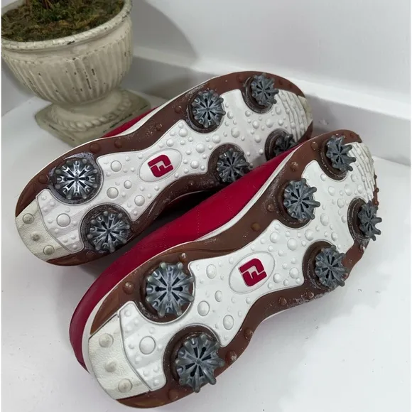 FootJoy Women’s Leather EmBody Golf Shoes Spikes Red Excellent Lace Size 8