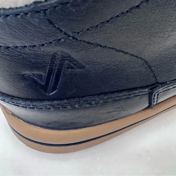 Forsake Phil Chukka Navy Blue Leather Men's Shoes / Sneakers Size 11.5