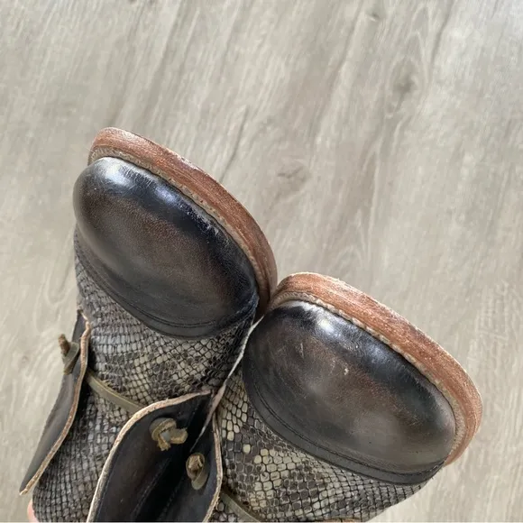 Freebird Mabel Distressed Snake Print Oxford Leather Shoes Women’s 11