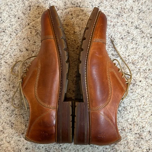 Frye – James Bal Lug Oxford Lace Up Cap Toes Shoes