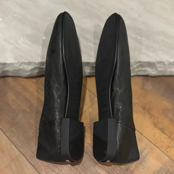 Frye Women’s Size 7 Claire Soft Scrunched Black Leather Slip on Square Toe Shoes