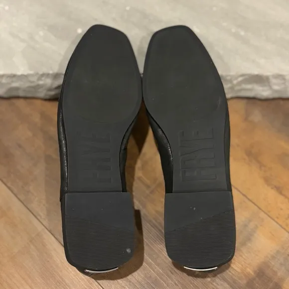 Frye Women’s Size 7 Claire Soft Scrunched Black Leather Slip on Square Toe Shoes