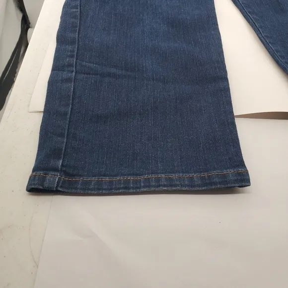 Gloria Vanderbilt Women’s Amanda Jeans Size Missy 18 Dark Blue
