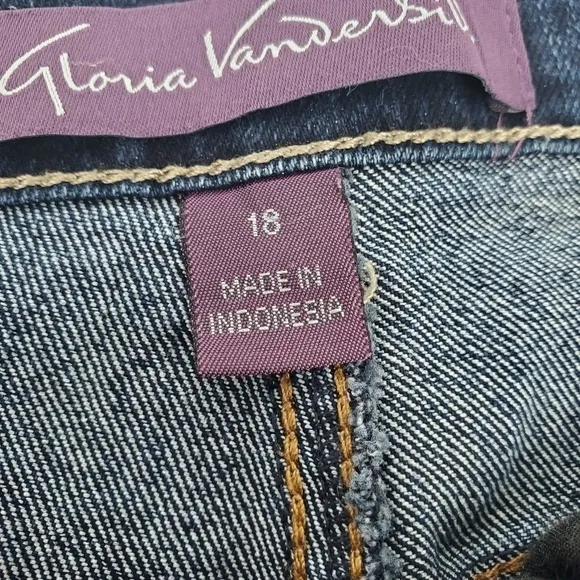 Gloria Vanderbilt Women’s Amanda Jeans Size Missy 18 Dark Blue