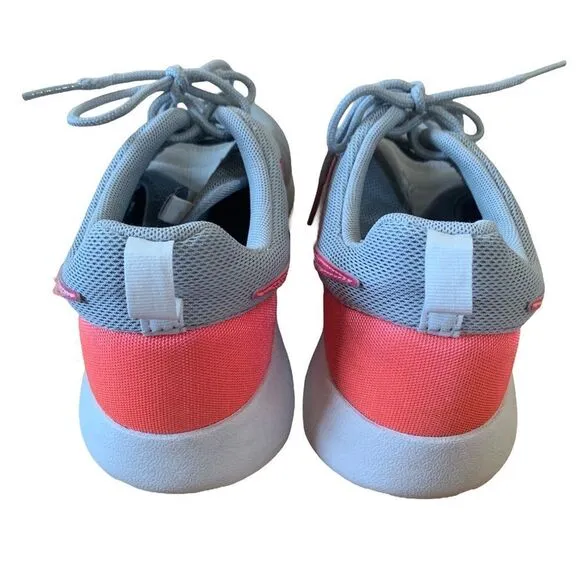Gray Nike Roshe Shoes Size 7Y