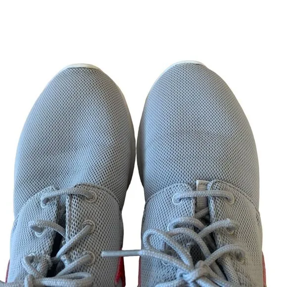 Gray Nike Roshe Shoes Size 7Y