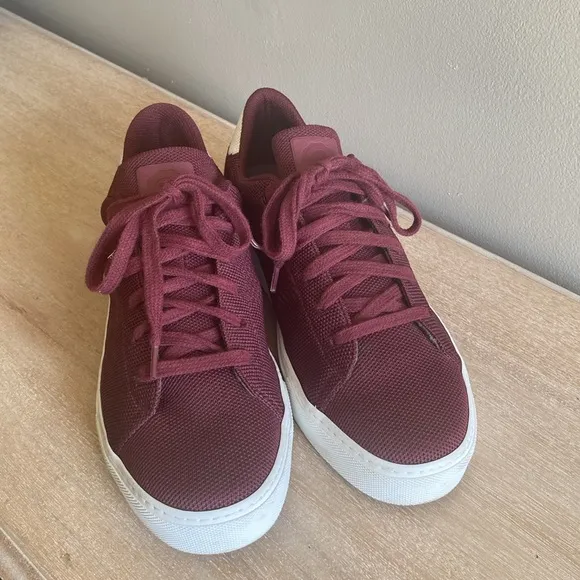 Greats Brooklyn Men’s Burgundy sneakers size 7