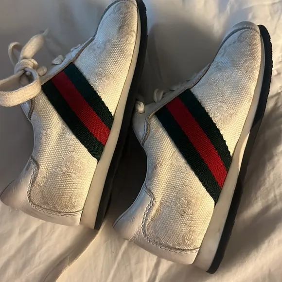 Gucci kids logo shoes unisex