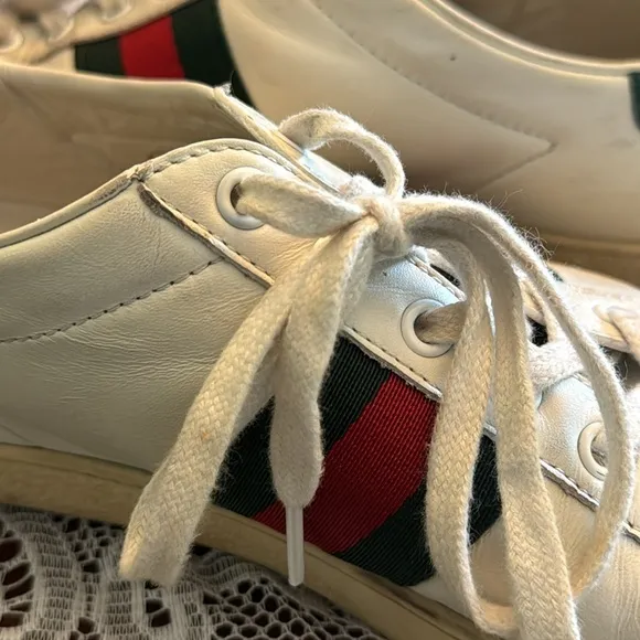 GUCCI Leather ACE shoes sneakers Bee size 39.5 9.5 Red Green Women’s or Men’s