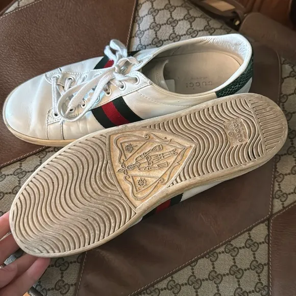 GUCCI Leather ACE shoes sneakers Bee size 39.5 9.5 Red Green Women’s or Men’s