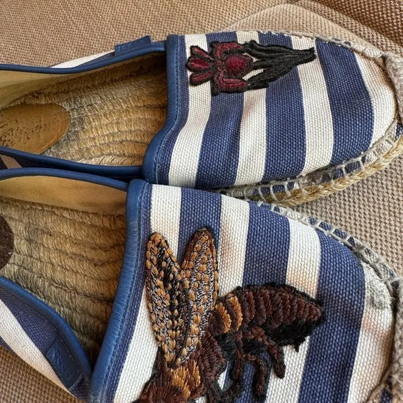 GUCCI Striped Espadrilles with Embroidered Bee and Flower