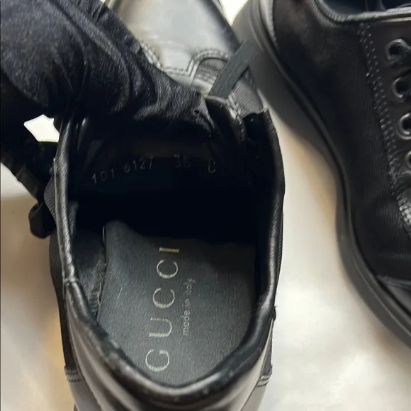 GUCCI Women’s Black Leather Sneakers