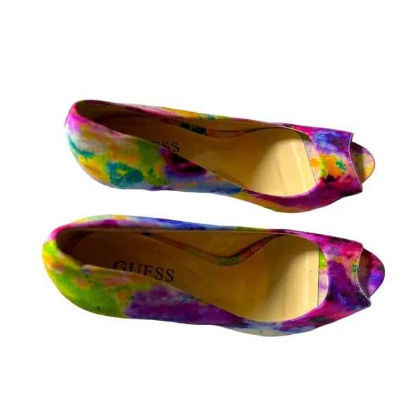 Guess Womens high heel shoes size 8
