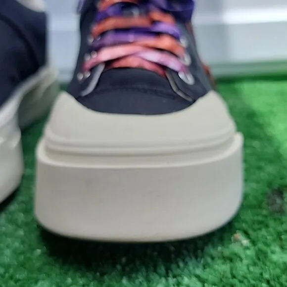 H&amp;M X GOOD NEWS ALLDAY SNEAKERS GALAXY SHOELACES WOMEN'S SIZE 9 LIKE NEW