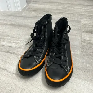 Harley Davidson high top tennis shoes