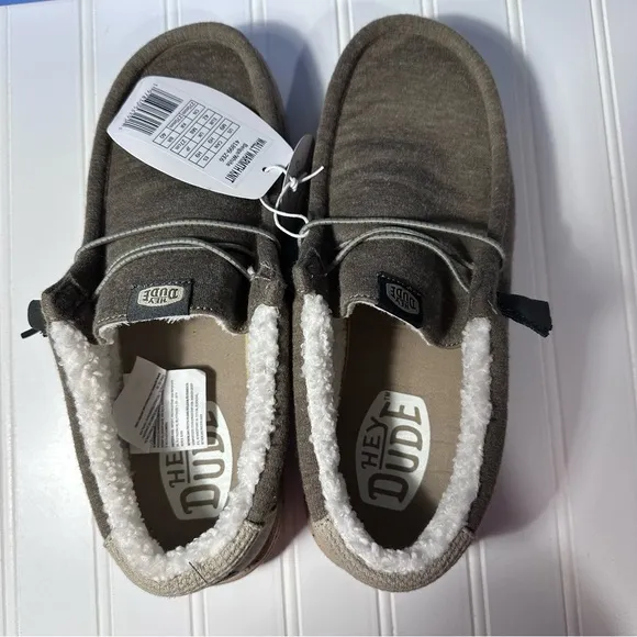 Hey Dude NWT Wally Warmth knit shoes men’s size 8 beige