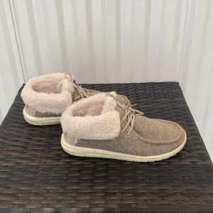 Hey dude shoes  Britt women’s size 9 ￼