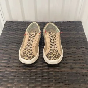 Hey Dudes Karina women’s size 6