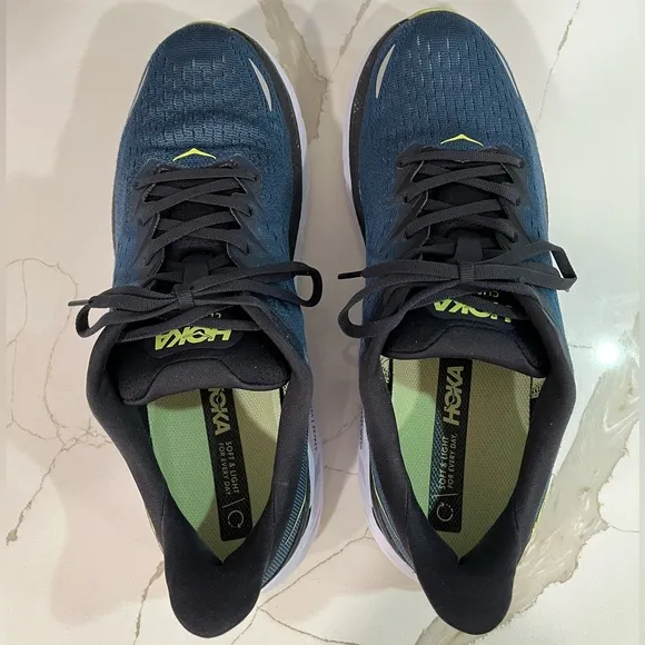 HOKA Clifton 8 Sneakers. Men’s Size 11.5D Color Green.