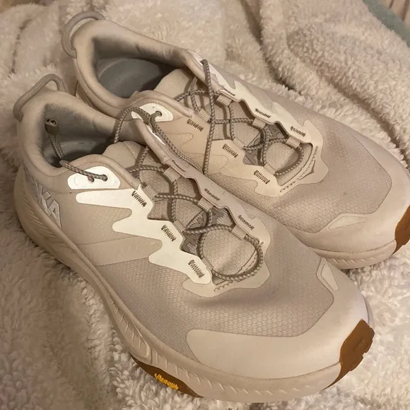 HOKA Eggnog Transport Running Shoes