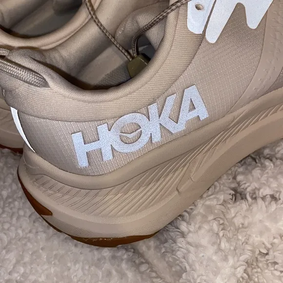 HOKA Eggnog Transport Running Shoes