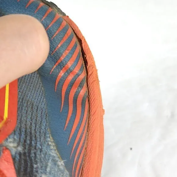 Hoka One Men's Speedgoat 4 US 9,5 Ombre Orange Blue Trail Sneakers Shoes