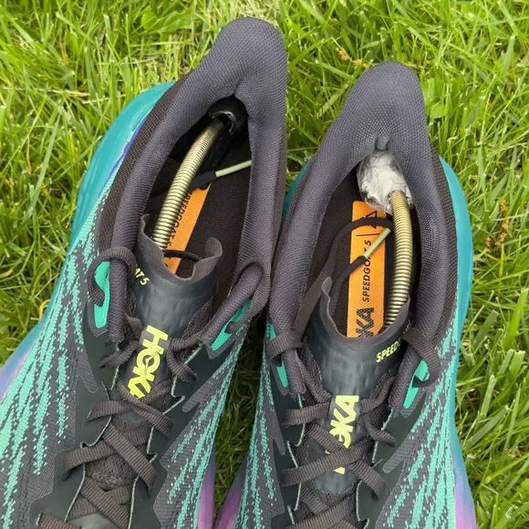 HOKA ONE OKE SPEEDGOAT 5 - Men’s Running Shoes - SIZE 11.5D