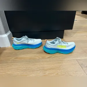 HoKA One One Bondi 8 men’s size 8.5