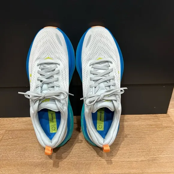 HoKA One One Bondi 8 men’s size 8.5