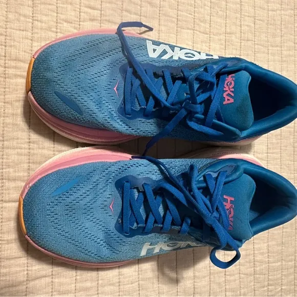 Hoka One One Bondi Women’s Running Shoes – Size 8 Wide