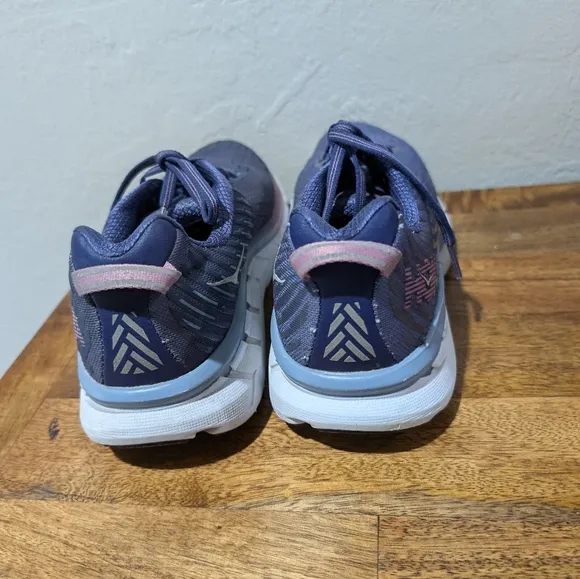 Hoka One One Clifton 5 Women US 8.5D Purple Pink Trail Running Athletic Shoes D5