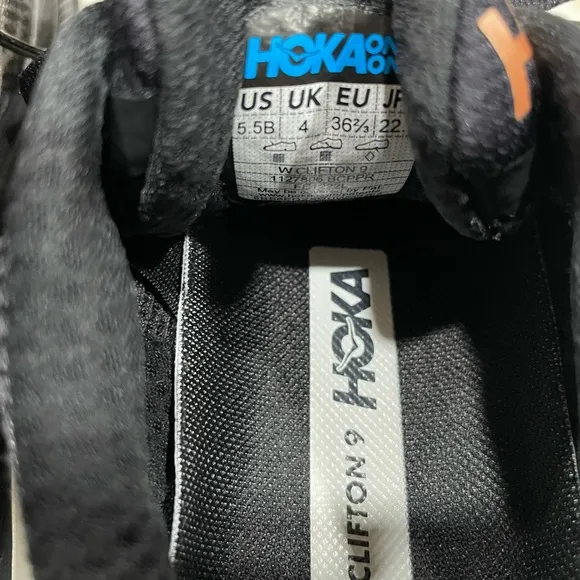 HOKA One One Clifton 9 women’s size 5.5