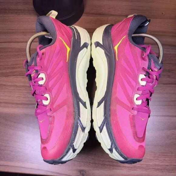 HOKA ONE ONE MAFATE SPEED 3 - Women’s Running Shoes - SIZE 9B