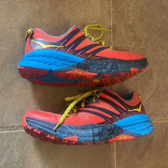 HOKA ONE ONE SPEEDGOAT 3 VibramTraining Shoes! 12