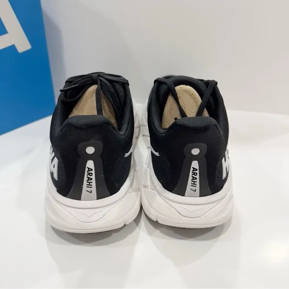 Hoka One One Wide Arahi 7 Men’s Shoes