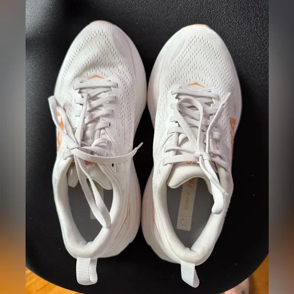 Hoka One One Women’s Bondi 8 Running Shoes Peach White Size 7