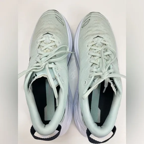 Hoka One One Women’s Bondi X Running Shoe Size 9.5B