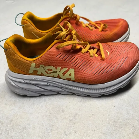 Hoka One One Women’s Rincon 3 Low Camellia Radiant Yellow Size 7.5W