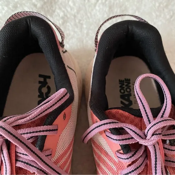 Hoka One One women’s Rincon running shoes