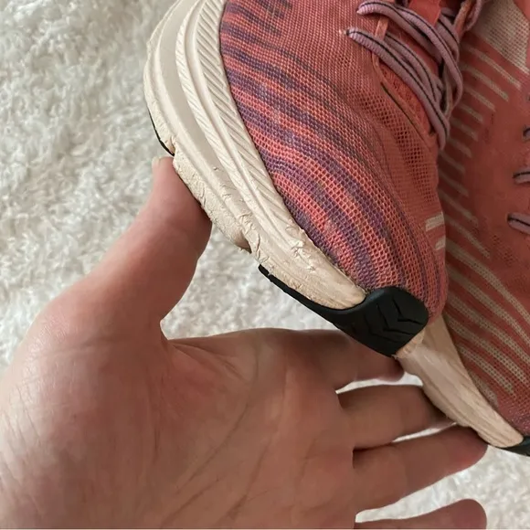 Hoka One One women’s Rincon running shoes