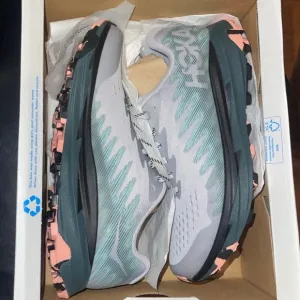 Hoka shoes