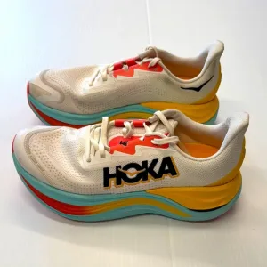 Hoka Skyward X Women’s Size 9 Pre owned