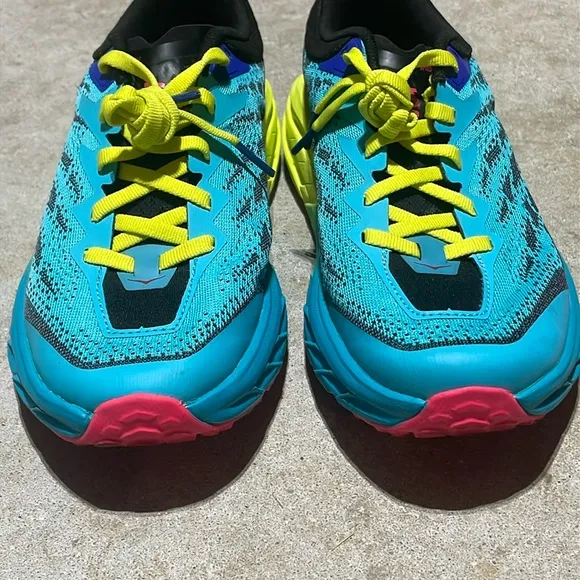 Hoka Speedgoat 5 w/ Vibram Running Shoe Women’s Size 6.5B Workout Trail Hiking