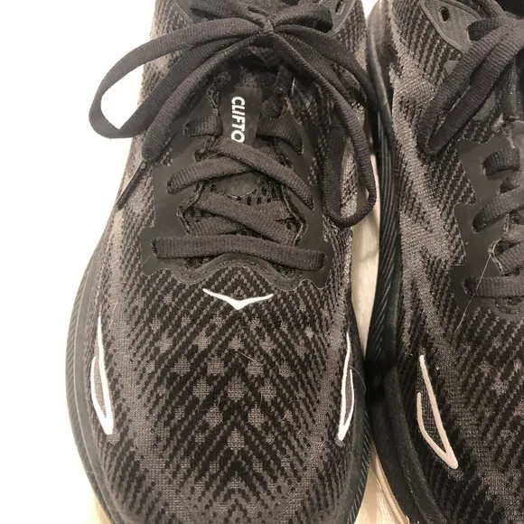 Hoka Women’s Black Clifton 9 Running Shoes Size 9B