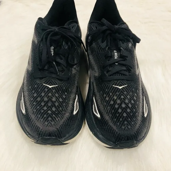 Hoka Women’s Black Clifton 9 Running Shoes Size 9B