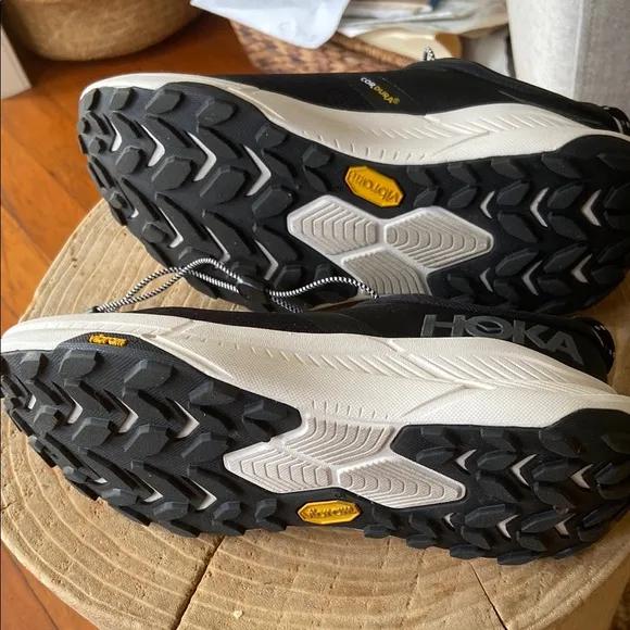 Hoka women’s Black Transport shoes